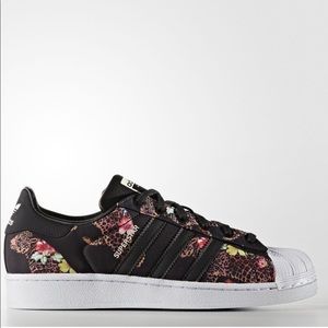 Adidas Superstar
